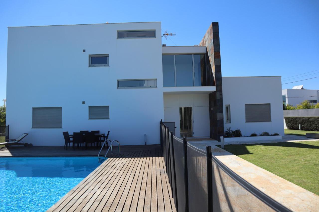 Villa Dos Salgados, 5Bdr, Beach Front, Near Salgados Golf Club Guia  Exterior foto