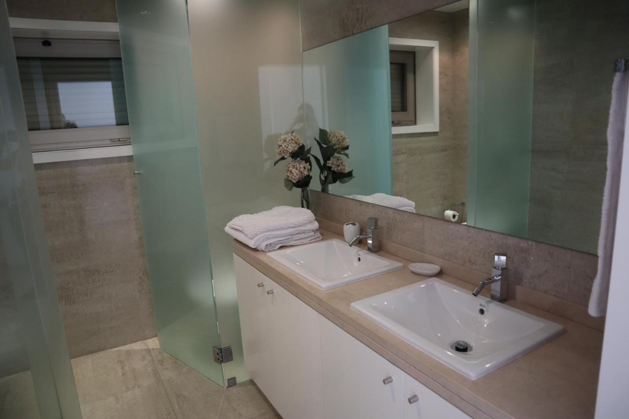 Villa Dos Salgados, 5Bdr, Beach Front, Near Salgados Golf Club Guia  Exterior foto